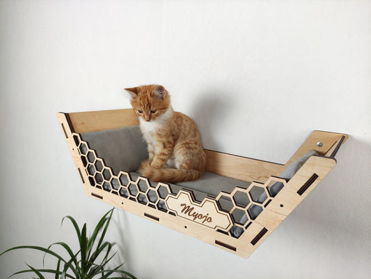 Wall-mounted cat shelf with extra-wide platforms for large cats